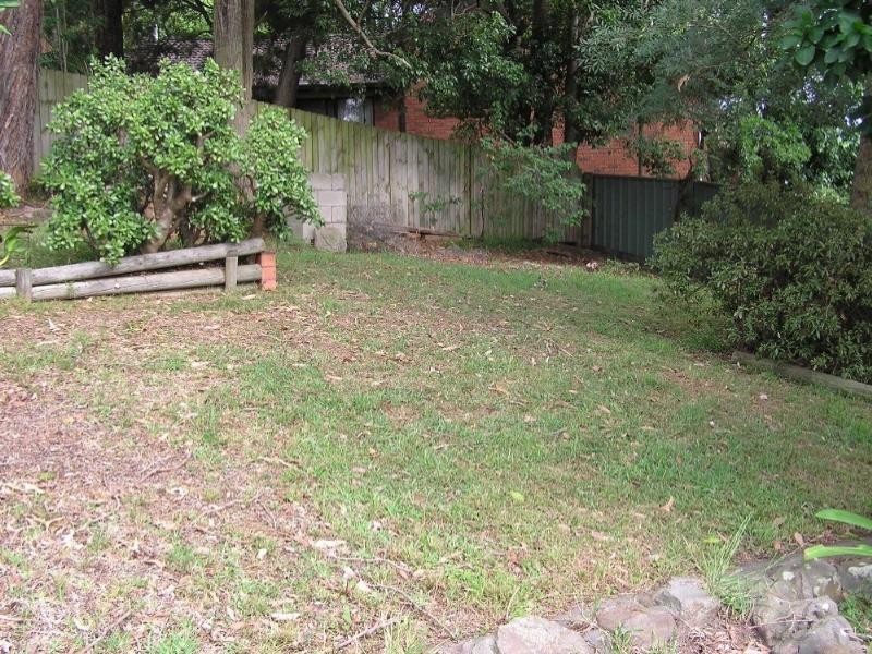 3 Lorraine Avenue, Point Clare NSW 2250