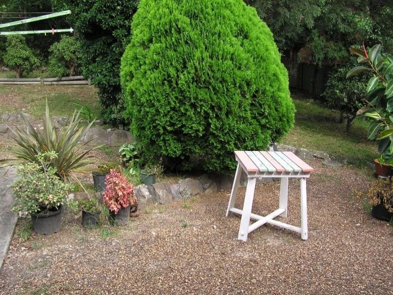 3 Lorraine Avenue, Point Clare NSW 2250