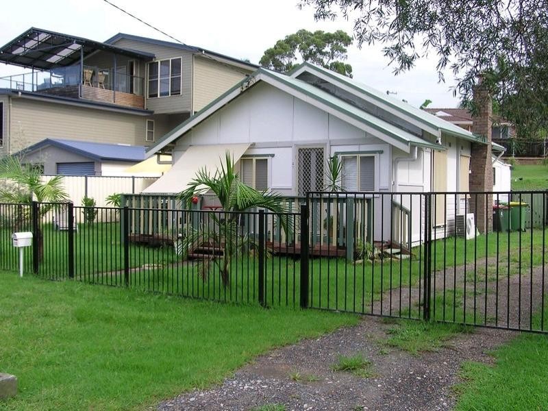 20 Couche Crescent, Koolewong NSW 2256