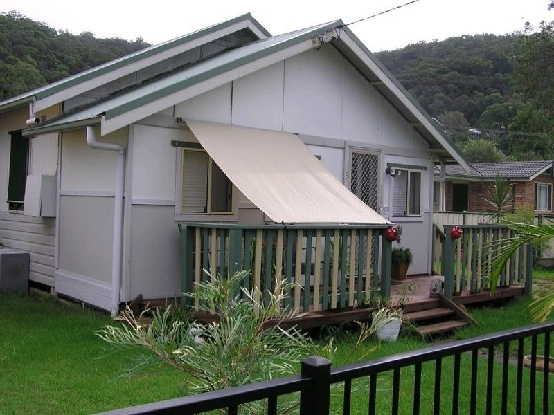 20 Couche Crescent, Koolewong NSW 2256