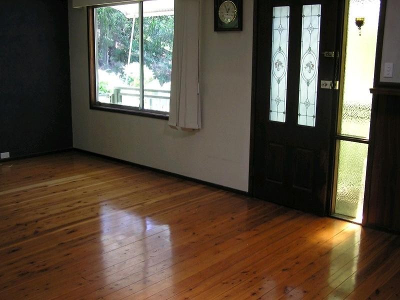 15 Coral Tree Place, Point Clare NSW 2250