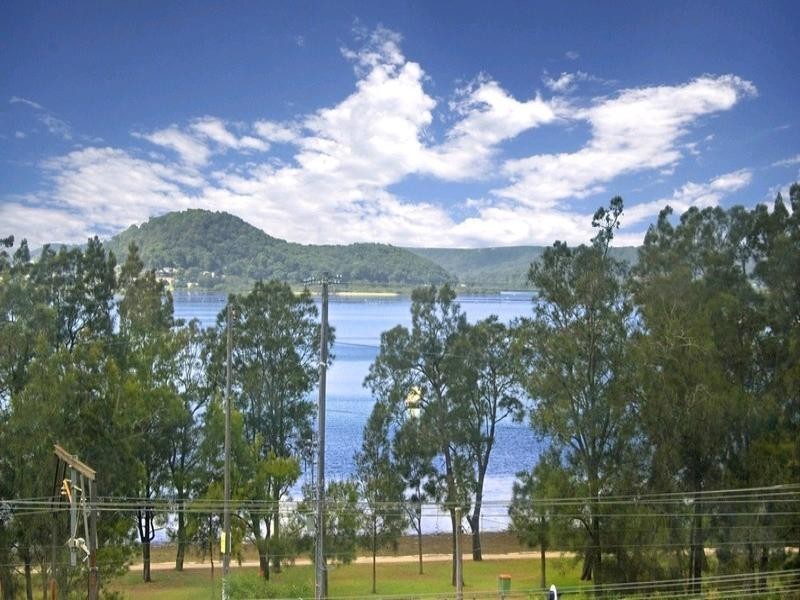 11 Thomas Street, Tascott NSW 2250