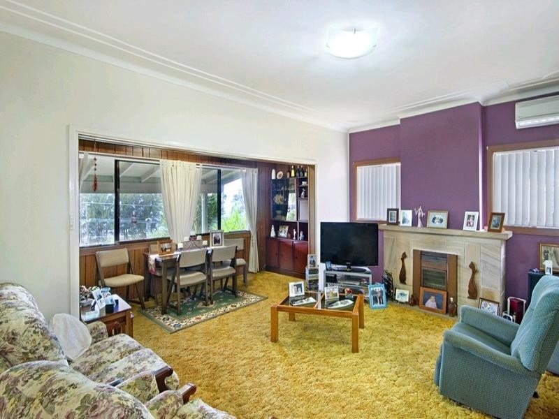 11 Thomas Street, Tascott NSW 2250