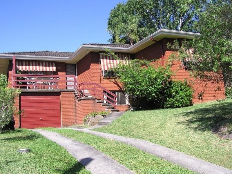 16 Sunnyside Avenue, Point Clare NSW 2250