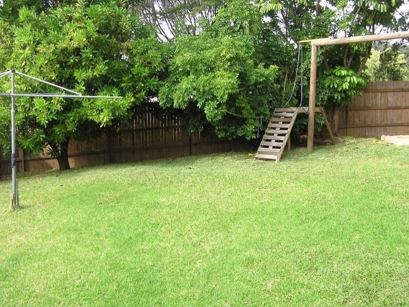 16 Sunnyside Avenue, Point Clare NSW 2250