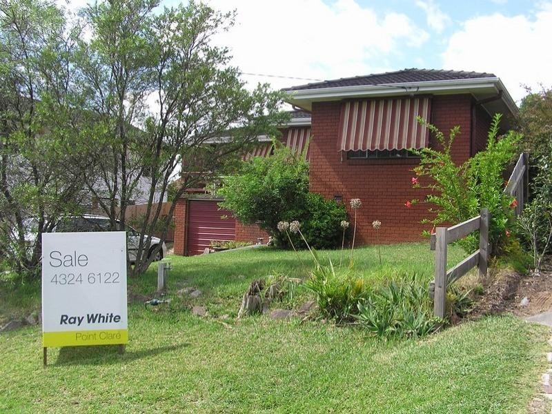 16 Sunnyside Avenue, Point Clare NSW 2250