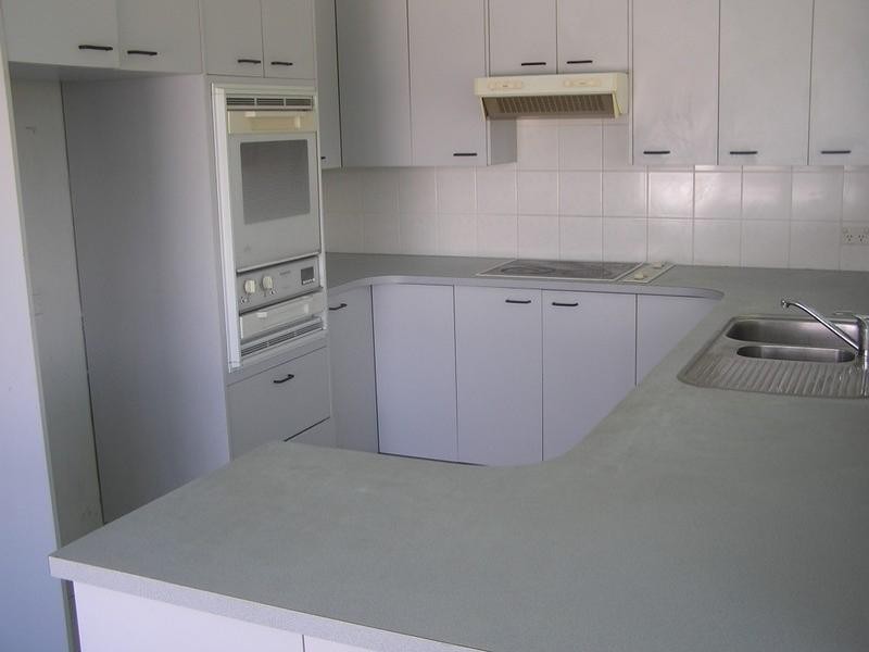 9 Penang Street, Point Clare NSW 2250