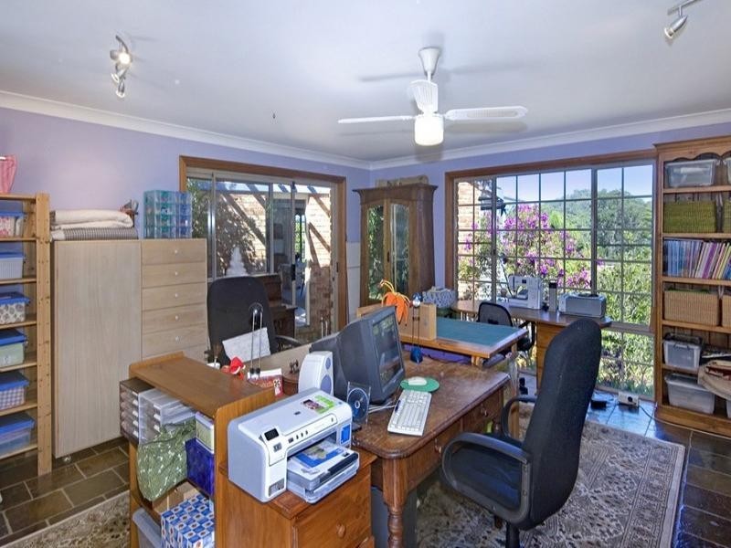 4 Glenwood Road, Narara NSW 2250