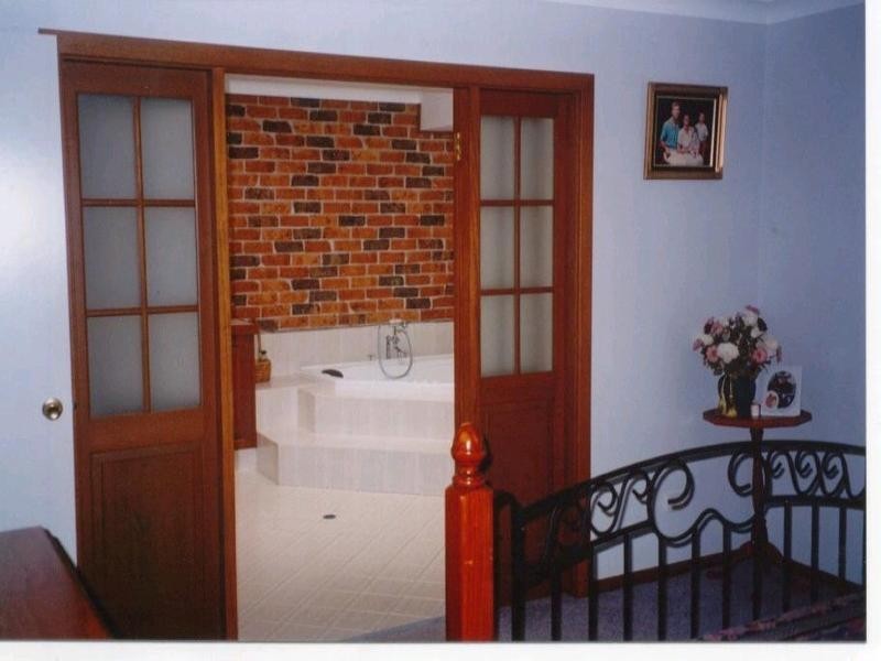 7 Talinga Avenue, Point Clare NSW 2250