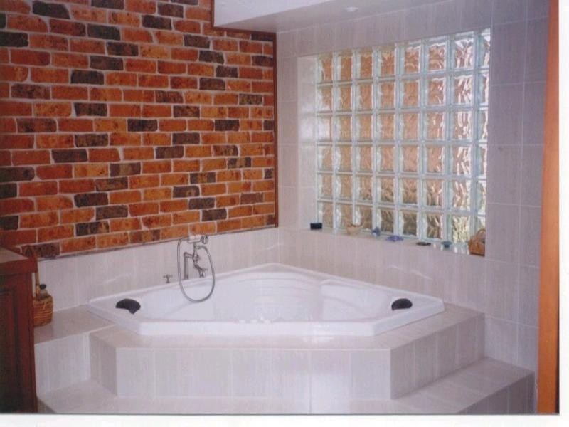 7 Talinga Avenue, Point Clare NSW 2250