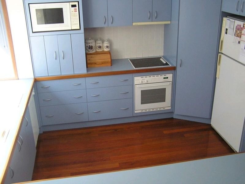 7 Talinga Avenue, Point Clare NSW 2250