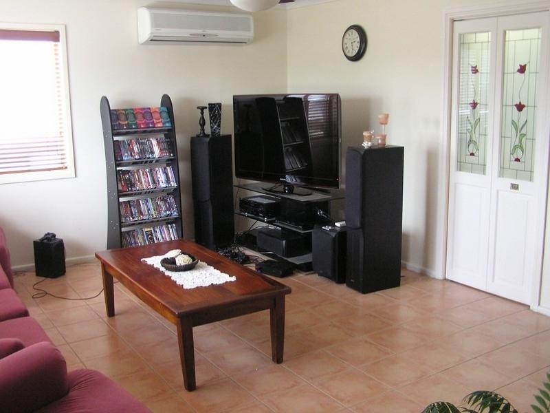 39 Tania Drive, Point Clare NSW 2250