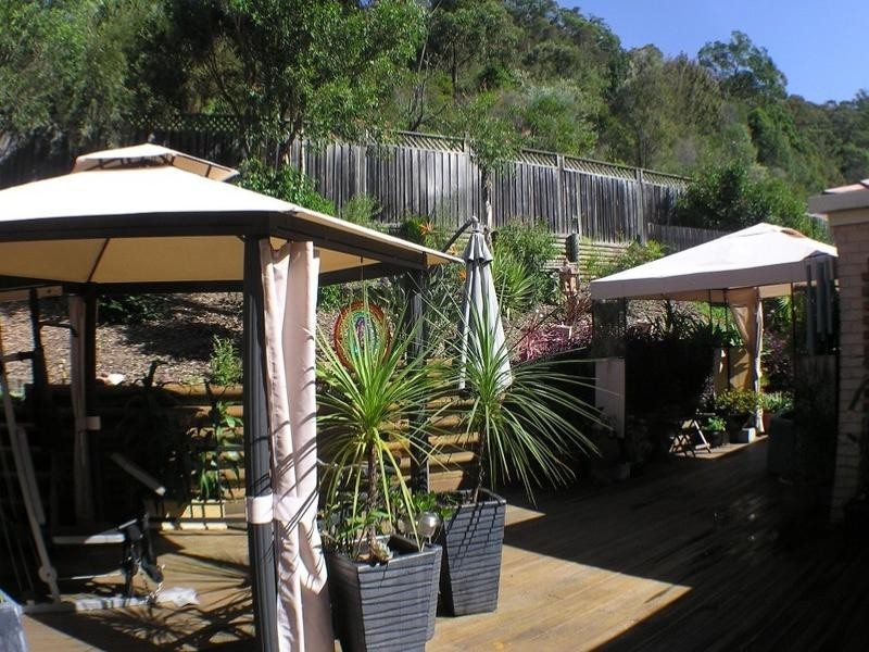 3 Wixstead Close, Point Clare NSW 2250