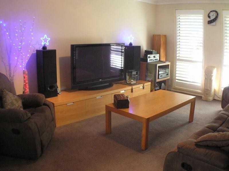 3 Wixstead Close, Point Clare NSW 2250