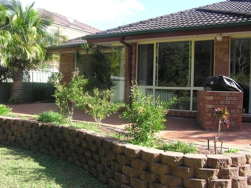 80 Singleton Road, Point Clare NSW 2250