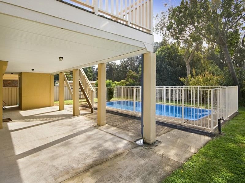 61 Bayline Drive, Point Clare NSW 2250
