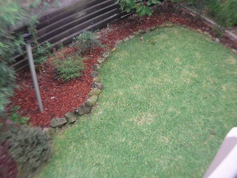 4/17 Kurrawa Avenue, Point Clare NSW 2250