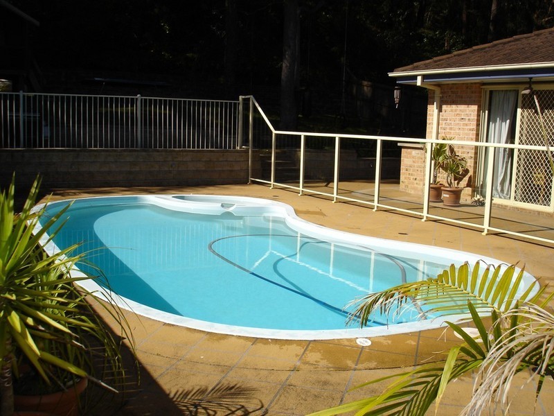 19 Henman Close, Point Clare NSW 2250