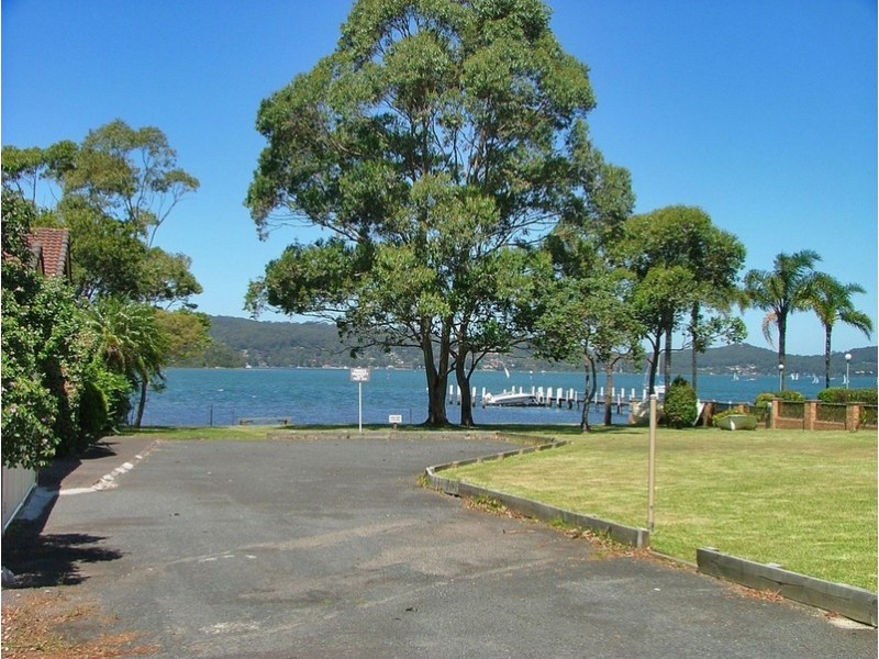 Point Clare NSW 2250