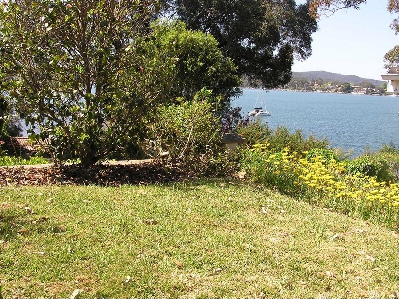 Point Clare NSW 2250