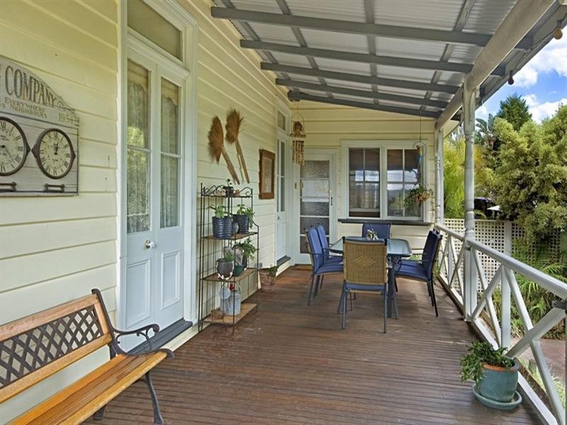 15 Alukea Avenue, Point Clare NSW 2250