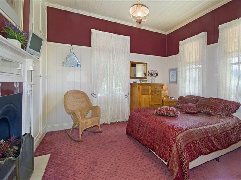 15 Alukea Avenue, Point Clare NSW 2250