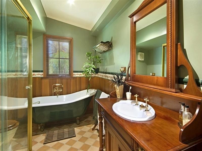 15 Alukea Avenue, Point Clare NSW 2250