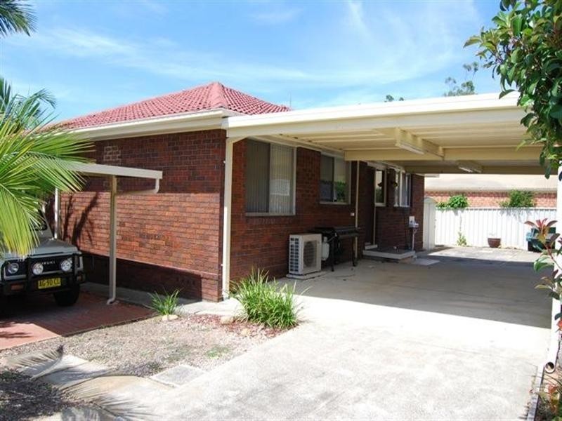 40 Bayline Drive, Point Clare NSW 2250
