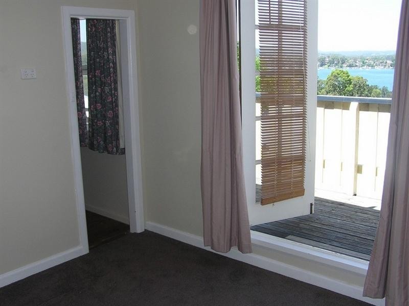 Point Clare NSW 2250