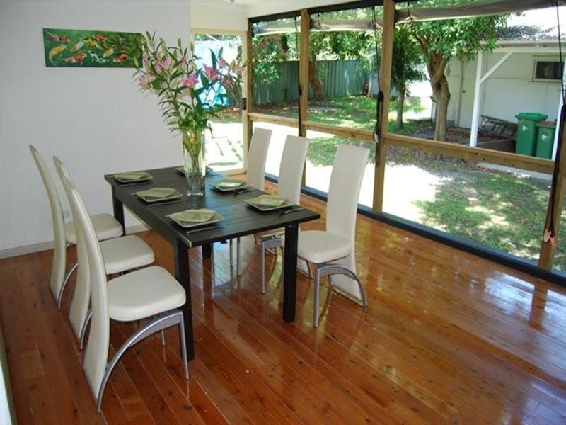 25 Grace Avenue, Point Clare NSW 2250