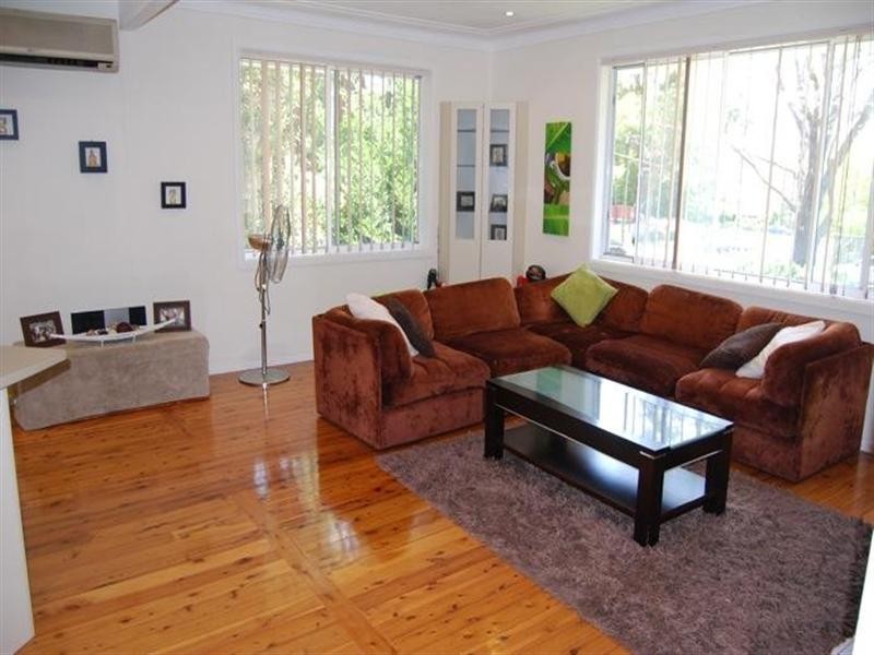 25 Grace Avenue, Point Clare NSW 2250