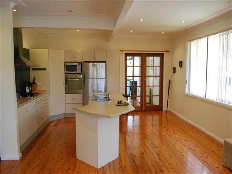 25 Grace Avenue, Point Clare NSW 2250