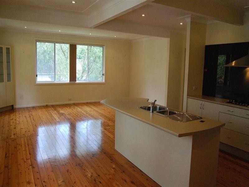 25 Grace Avenue, Point Clare NSW 2250