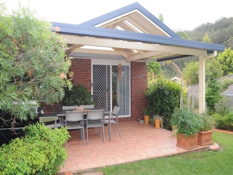 10 Oxley Place, Point Clare NSW 2250