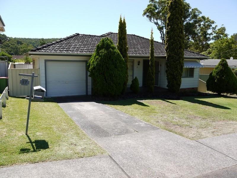 17 Sunnyside Avenue, Point Clare NSW 2250