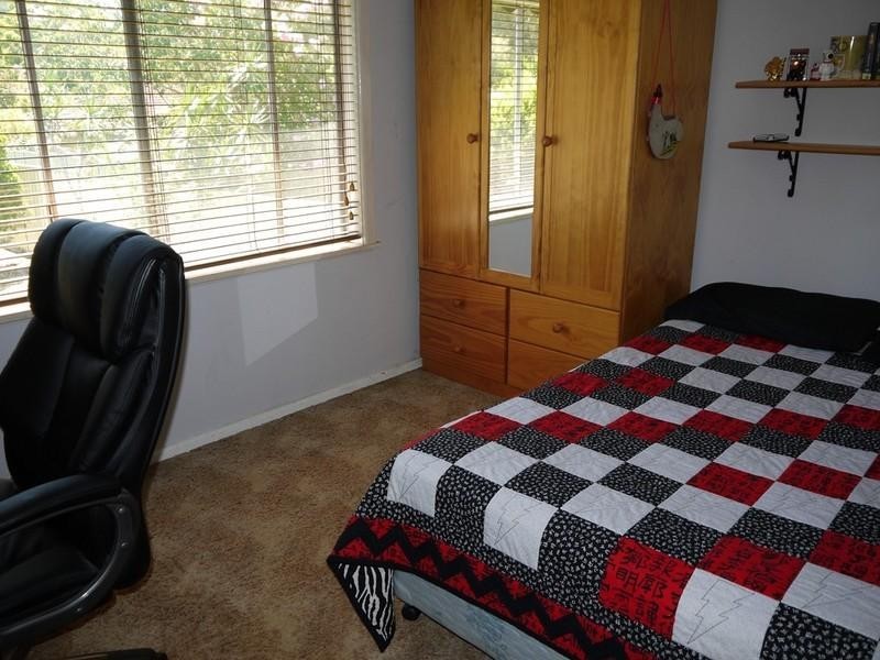 17 Sunnyside Avenue, Point Clare NSW 2250
