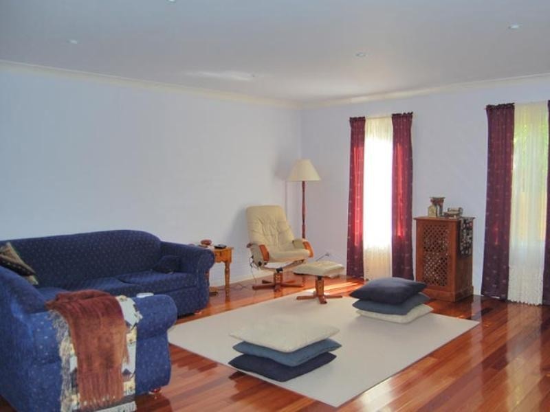 62 Melaleuca Crescent, Tascott NSW 2250