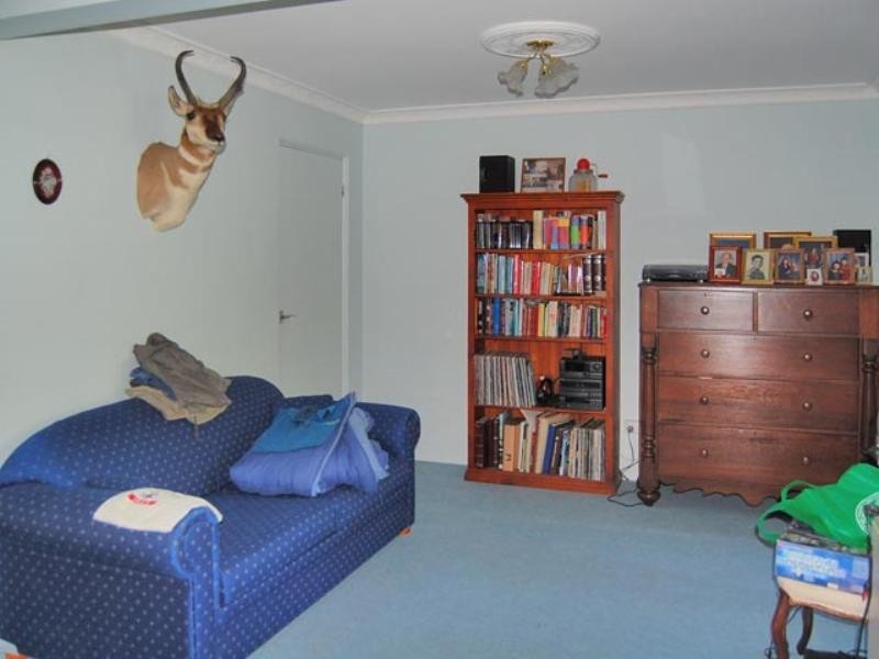 62 Melaleuca Crescent, Tascott NSW 2250