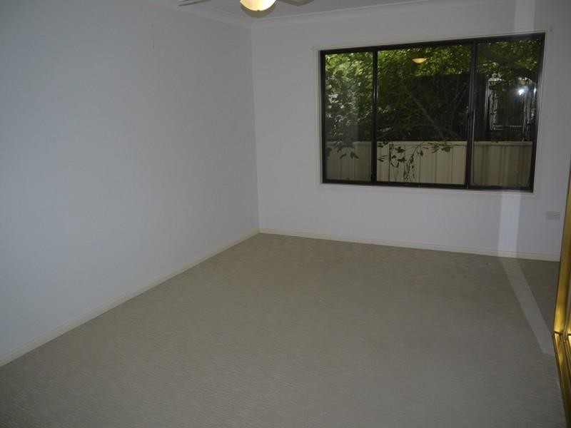 25 Golden Avenue, Point Clare NSW 2250