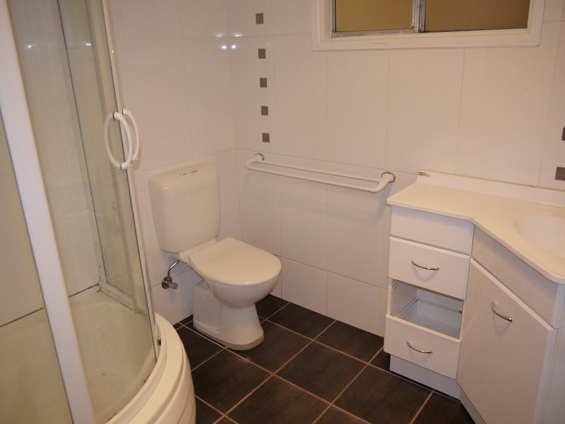 25 Golden Avenue, Point Clare NSW 2250