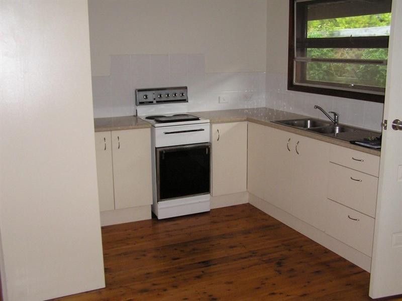 14 Wendy Drive, Point Clare NSW 2250