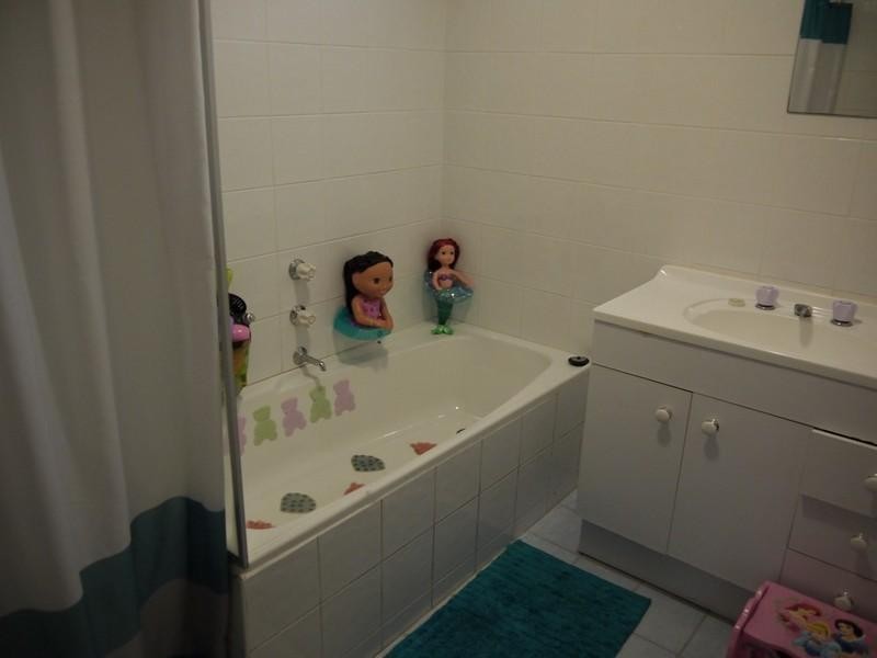 14 Wendy Drive, Point Clare NSW 2250