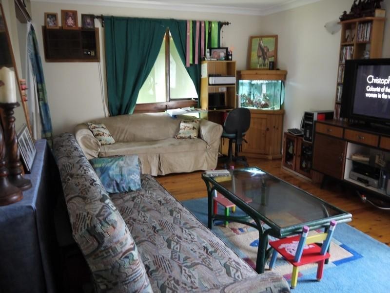 14 Wendy Drive, Point Clare NSW 2250