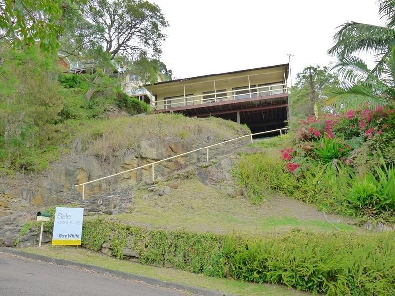 12 Sandstone Crescent, Tascott NSW 2250