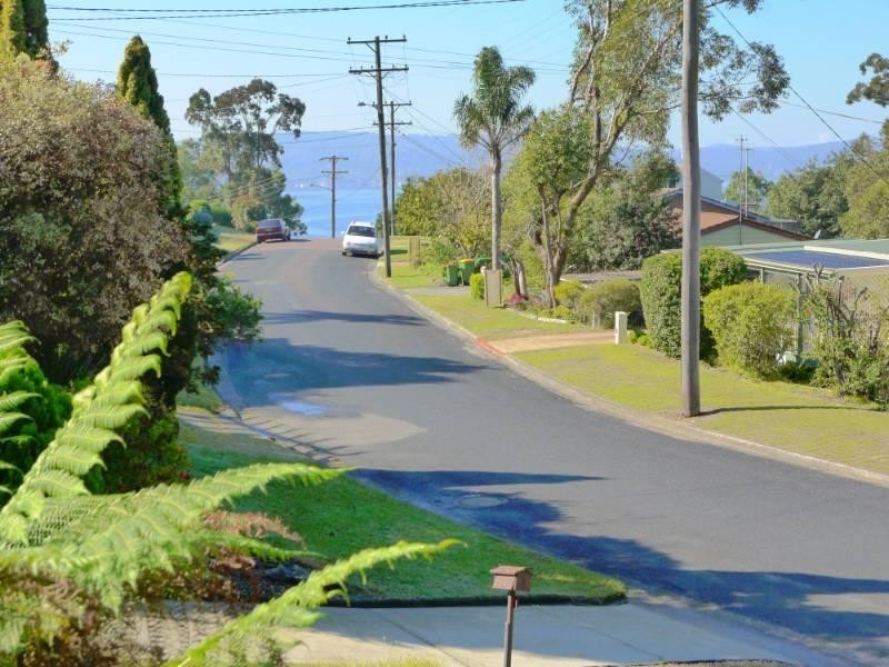 48 Sandstone Crescent, Tascott NSW 2250