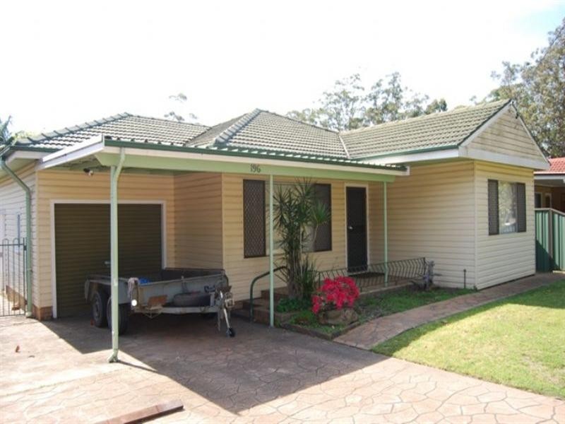 196 Brisbane Water Drive, Point Clare NSW 2250