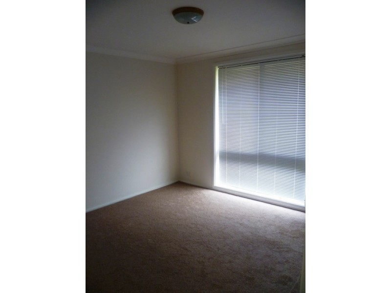 37 Coogee Road, Point Clare NSW 2250