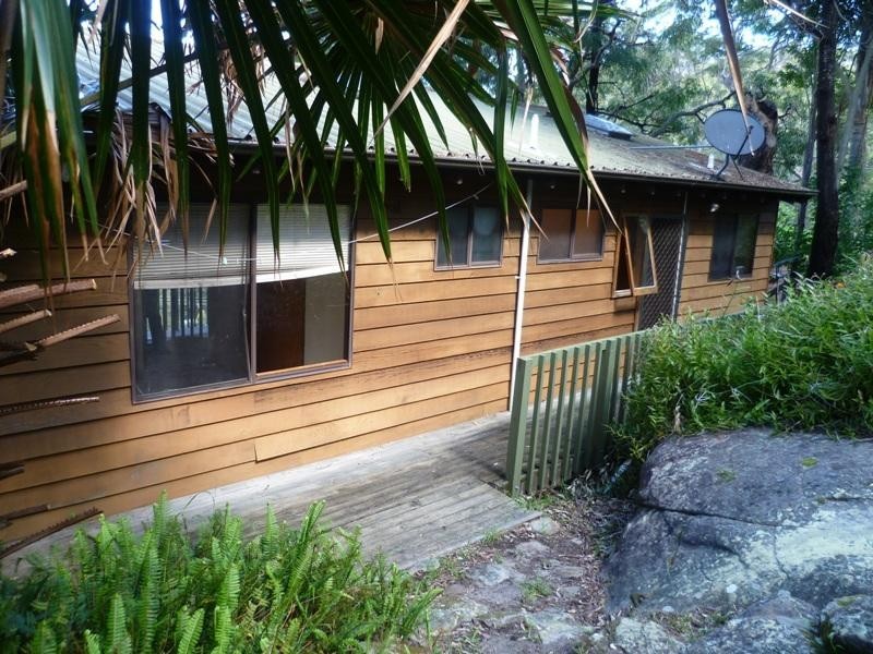 18 Indra Road, Tascott NSW 2250