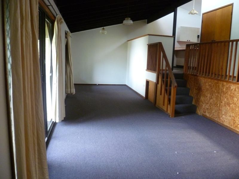 18 Indra Road, Tascott NSW 2250