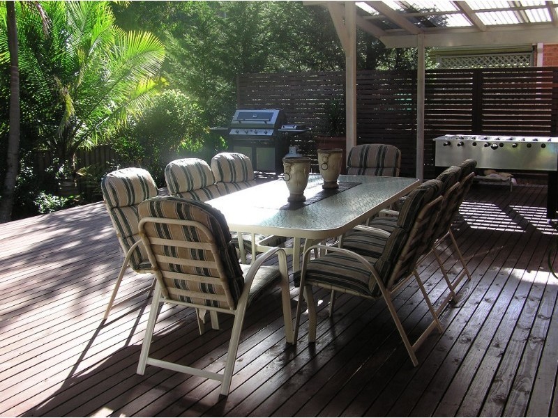 12 Singleton Road, Point Clare NSW 2250